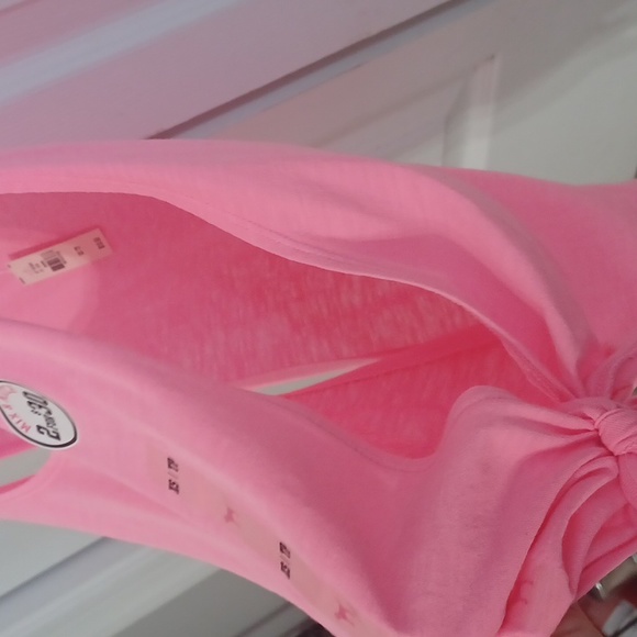 3 summer tops - Picture 8 of 8